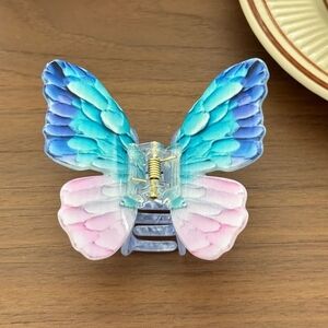 Elegant Butterfly Hair Clip - Blue and Pink